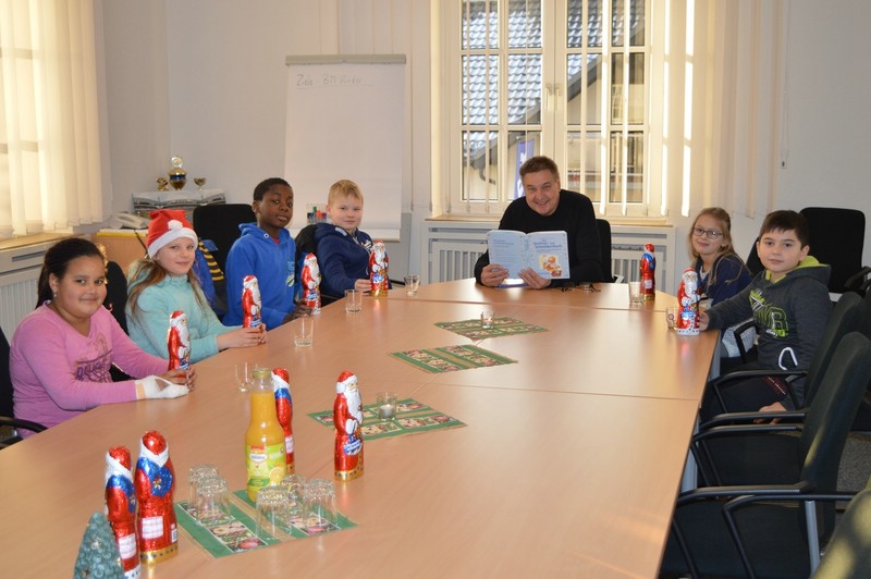 Kinder der Sonnenbergschule zu Gast im Rathaus